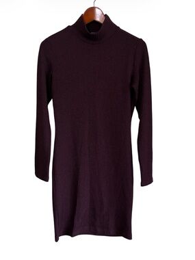 Dynamite Women's Burgundy Mock Neck Ribbed Sweater Dress Size Medium